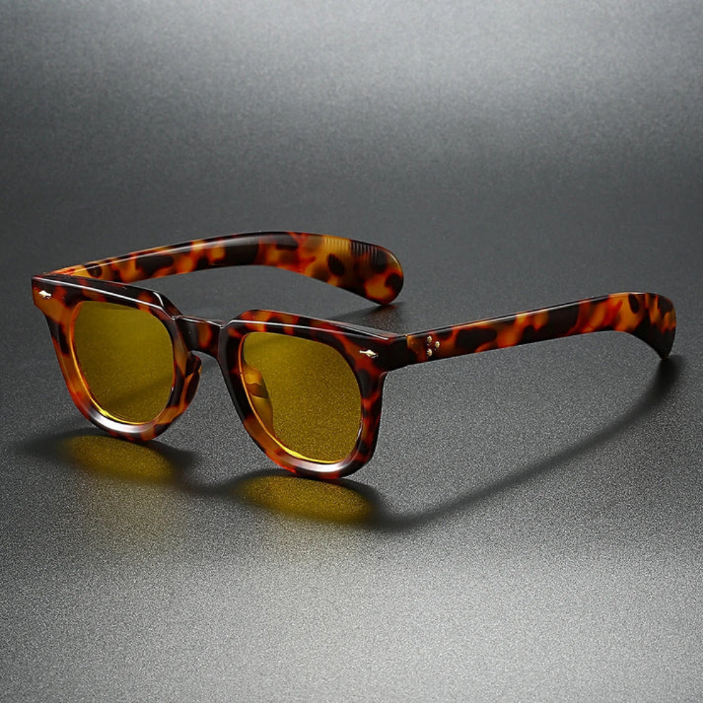Venezia - Italian Featuring Sunglasses