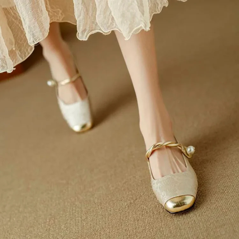 Serena Golden Perla Flats