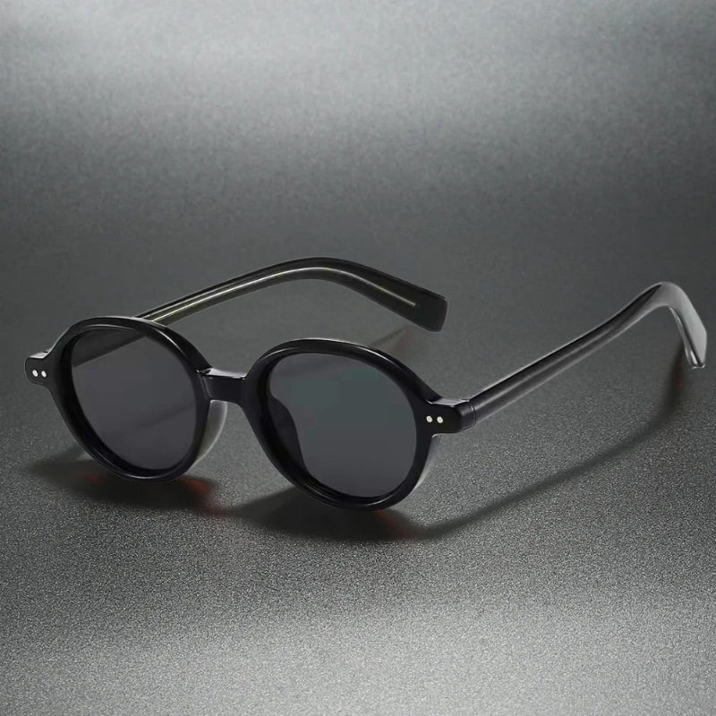 Black Torino Italian Sunglasses with round modern frame and full UV400 protection, minimal Italian look