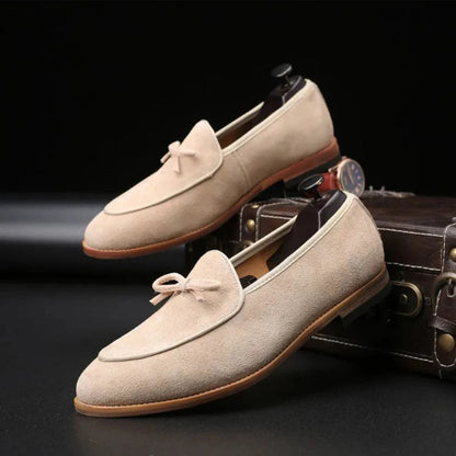 Elegant beige suede loafers for men by Polumi – Alberto Aristocrat model with bow detail and soft leather sole.