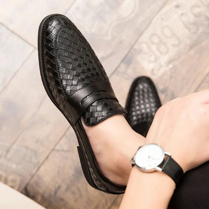 Alessandro Leather Moccasins in black – elegant men's woven leather loafers with minimalist design and premium craftsmanship by Polumi.