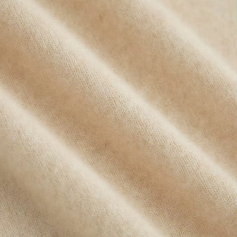 Close-up beige wool knit – Polumi men’s premium turtleneck sweater soft breathable fabric
