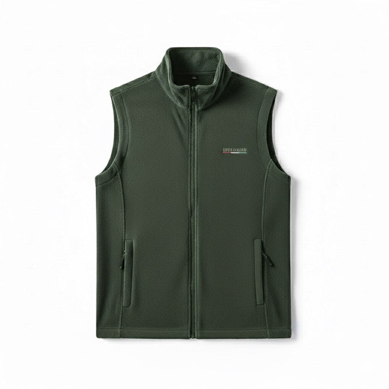 Enrico Fleece Vest green – warm men's sleeveless fleece vest with zip pockets and breathable fabric, perfect for layering in all seasons.