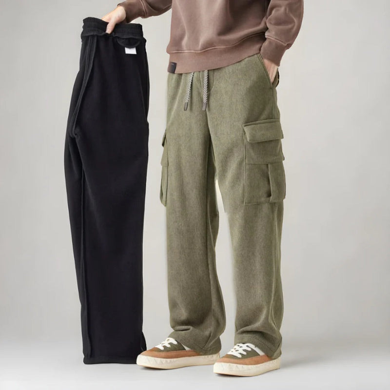 Polumi Giuseppe Comfort Cargo Sweats in green — streetwear-inspired men’s trousers with relaxed silhouette and versatile cargo pockets.