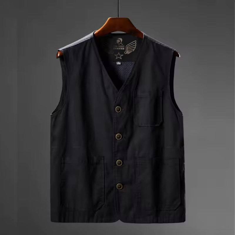 Men’s black multi-pocket vest – sleeveless casual vest with V-neck and button closure.