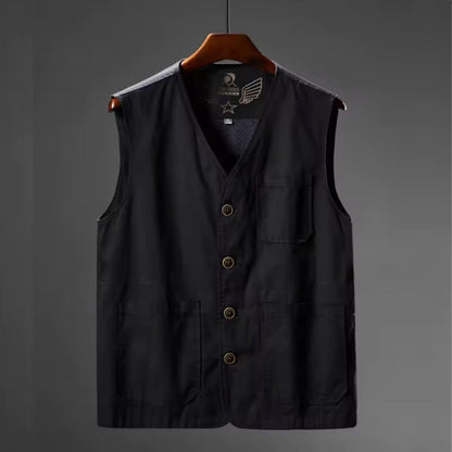 Men’s black multi-pocket vest – sleeveless casual vest with V-neck and button closure.