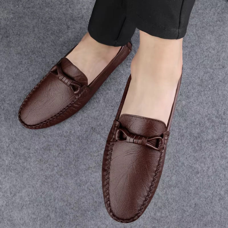 Niccolò Genuine Leather Moccasin in hammered brown – top view of men's genuine leather loafers with hand-stitched bow and sleek silhouette by Polumi.